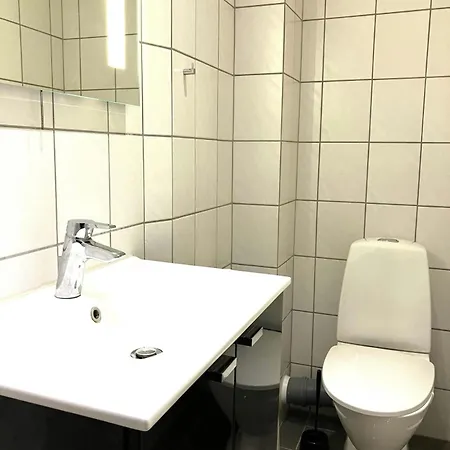 And Spacious For 6 In Vestbyen 아파트 *