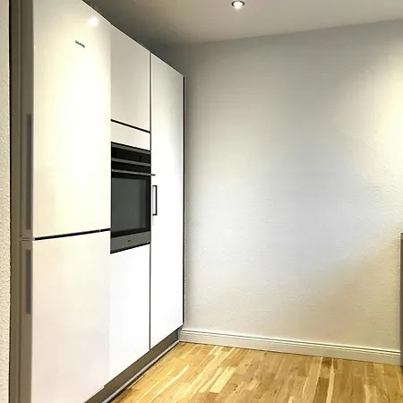 And Spacious For 6 In Vestbyen 아파트 *