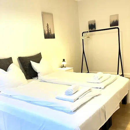 And Spacious For 6 In Vestbyen